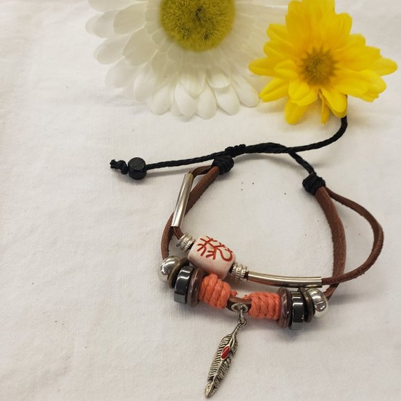 SOLD Trio of leather toggle charm style hippy Boho bracelets - Picture 5 of 5